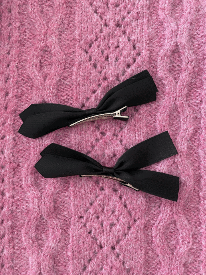 black ribbon clip